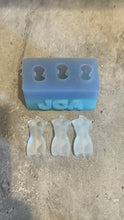 Load image into Gallery viewer, 1 Inch Triple Female Body Silicone Mold (Matte)