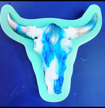 Load image into Gallery viewer, Cow Skull Silicone Mold