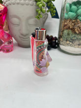 Load image into Gallery viewer, Flower Moai Clipper Lighter Sleeve