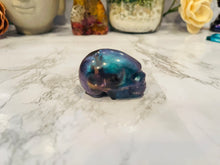 Load image into Gallery viewer, Shiny Elongated Alien Skull Silicone Mold