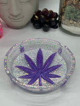 Load image into Gallery viewer, Purple Weed Leaf Glitter Ashtray