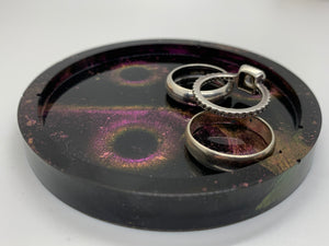 Magnetic  Magenta  Ring Dish