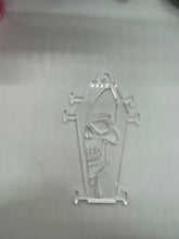 Load image into Gallery viewer, Coffin Skull Mask Holder Silicone Mold