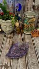 Load image into Gallery viewer, Iridescent Lotus Leaf Dish/Incense Burner