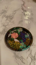 Load image into Gallery viewer, Glitter Vomit Crystal Dish